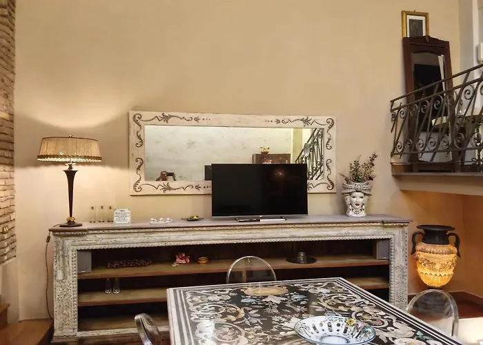 Colosseum Imperial Fora Ancient House In Monti Apartment